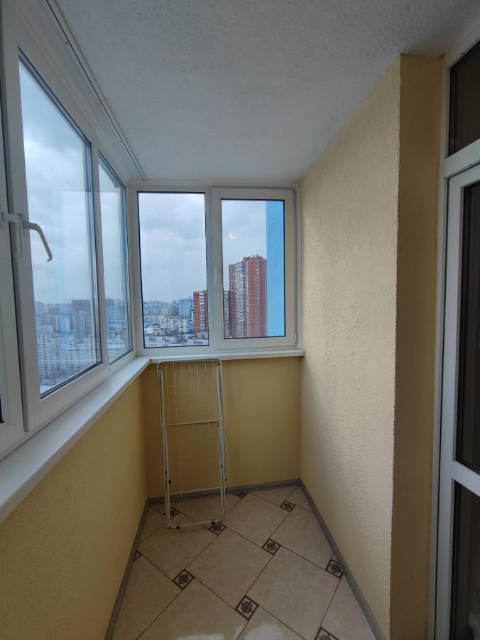 Видовые Апартаменты Kiev Exteriör bild
